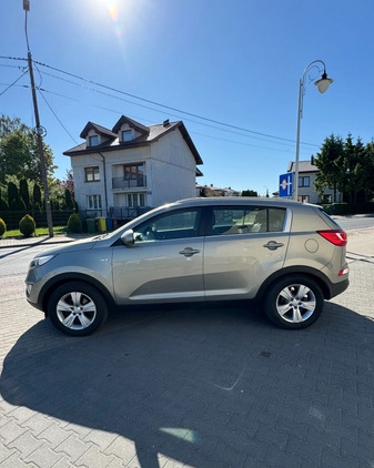 Kia Sportage cena 41900 przebieg: 180000, rok produkcji 2014 z Pelplin małe 106